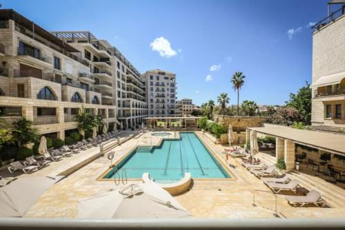 Jaffa Appartement | Andromeda's Charm Old-Jaffa Haven with Shelter by Sea N' Rent