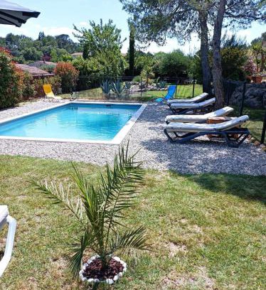 Massillargues-Attuech Maison | Anduze Gîte Les Lauriers au "Petit Clos des Cigales"