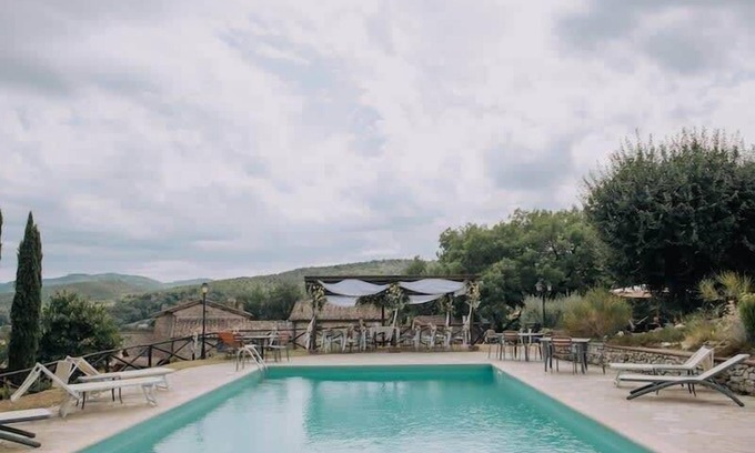 Tavernelle Villa | Villa de 4 chambres avec piscine. Courte promenade à Anghiari.