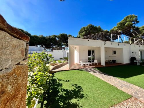 Porto Pino Appartement | Angolo Mare Apartments & Rooms