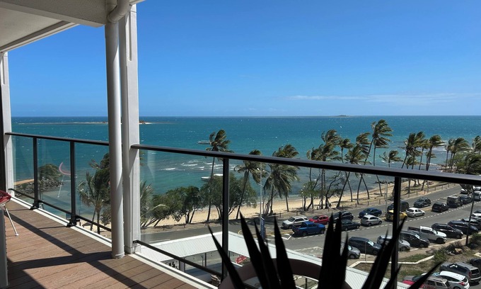 Noumea Appartement | Anse Vata : appartement vue panoramique !