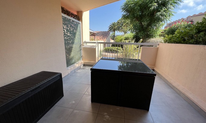 Plaine de la Brague Appartement | Antibes - 4 Personnes - Piscine / Tennis / Parc / Parking