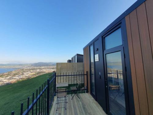 Kawaha Point Maison | Aorangi Peak Cabins 3 by Tiny Away