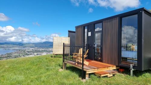Kawaha Point Maison | Aorangi Peak Cabins 5 by Tiny Away