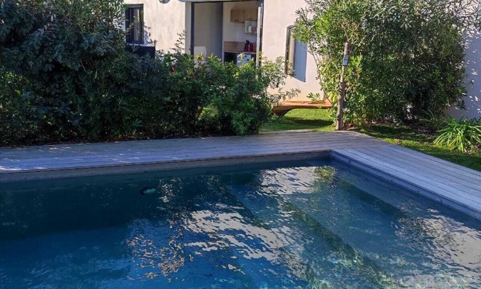 Cirendinu Appartement | Appartement totalement indépendant dans maisonPlage à 15 mn à pieds Piscine