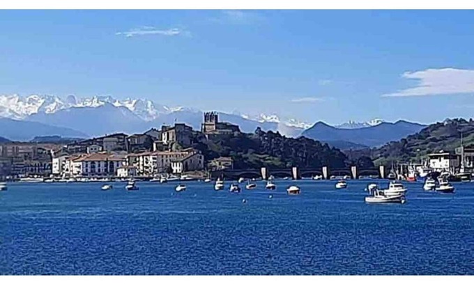 San Vicente de la Barquera Appartement | Apartment Excellent Views and Garage