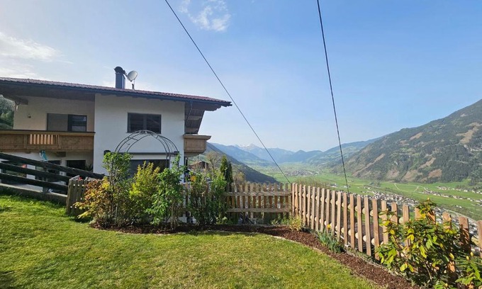 Emberg Appartement | Apart bianca Zillertal