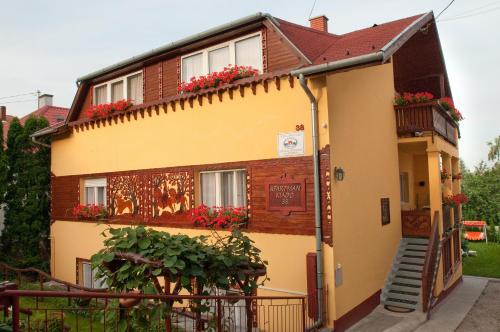 Heviz Appartement | Apart Júlia Villa