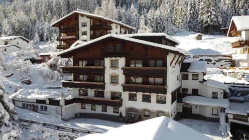 Feichten Maison | Apart - und Frühstückspension Jägerheim