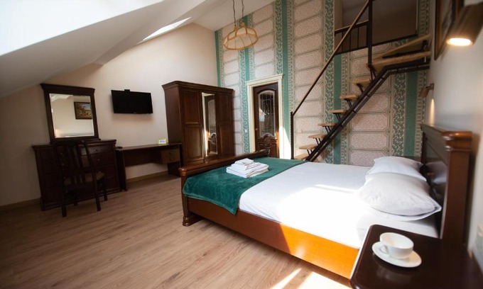 Lviv City Center Appartement | Apart Yaroslava Osmomysla 9 Square - city center