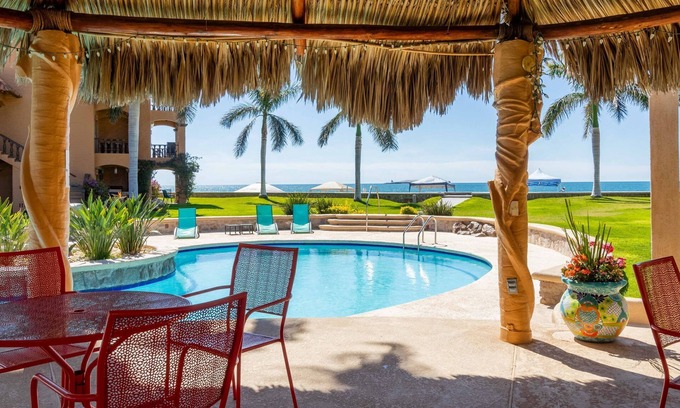 San Carlos Copropriété | Apartamento de 2 recámaras y dos baños, junto a la playa. Vista increíble!