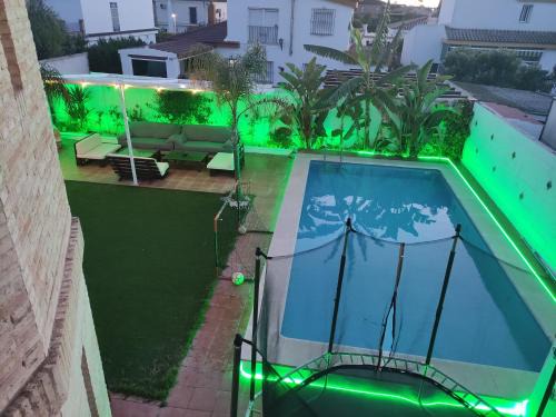 Valencina de la Concepcion Maison | Apartamento privado con piscina y jardin compartidos.