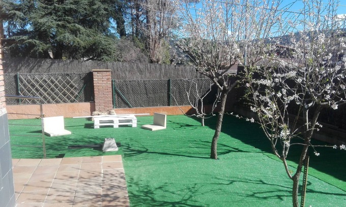 Llinars del Valles Appartement | Appartement 20'beach, près de BCN, barbecue, wifi (fibre) Pool- tous les trains privés, directs