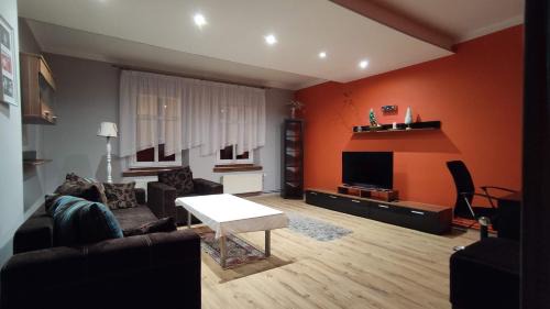 Ruda Slaska Appartement | Apartament 500 metrów od wjazdu na A4