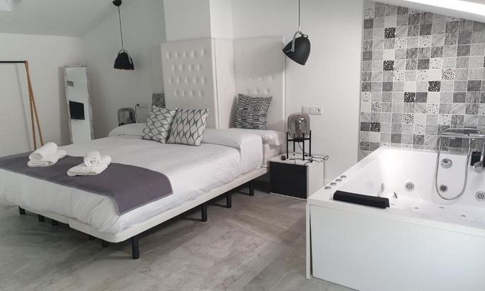 Carboneras de Guadazaon Appartement | Apartamentos Hostal Cabañas