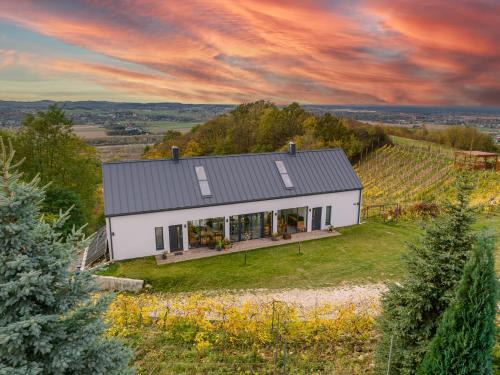 gmina Plesna Maison | Apartament Dąbrówka w Winiarni