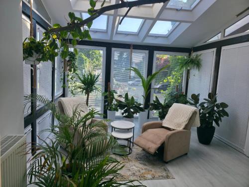 Brodnica Appartement | Apartament PREMIUM z ruską banią, kominkiem i oranżerią w centrum