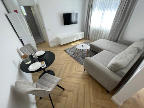 Sangeorz-Bai Appartement | APARTAMENT ULTRACENTRAL,PARCARE PRIVATA,WiFi