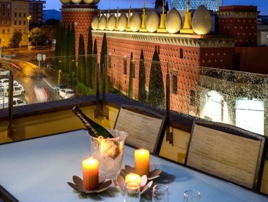 Figueres Appartement | Apartamento ático enfrente del Museo Dalí