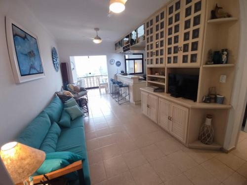 Pereque-Mirim Appartement | Apartamento - 100m da Praia das Toninhas - Condomínio Wembley Tênis, com piscina, estacionamento, portaria 24h, perto da praia, restaurante, lazer, Ar condicionado