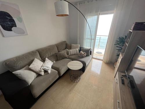 Sorvilan Appartement | Apartamento a pie de playa con vistas al mar.