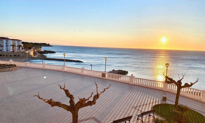 Costa Dorada Copropriété | Apartamento completo en primera línea, WIFI gratis