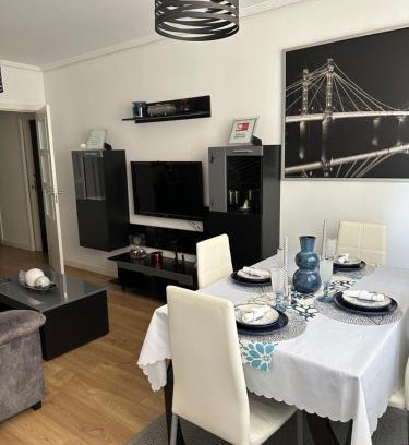 Castro Urdiales Appartement | Apartamento Castro Holidays - con Parking incluido