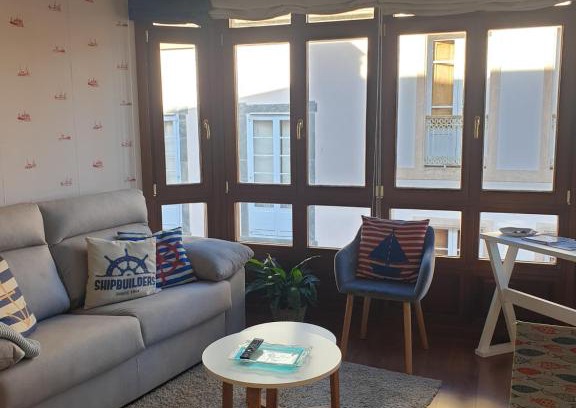 Figueras (Castropol) Appartement | Apartamento Cine Colón 2