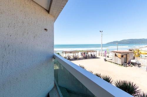 Morro das Pedras Appartement | Apartamento com Vista Mar e Acesso a Praia YY4578