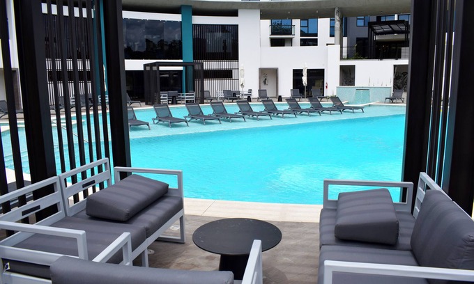 San Jose Appartement | Apartamento con Piscina y Cómodo Espacio de Trabajo