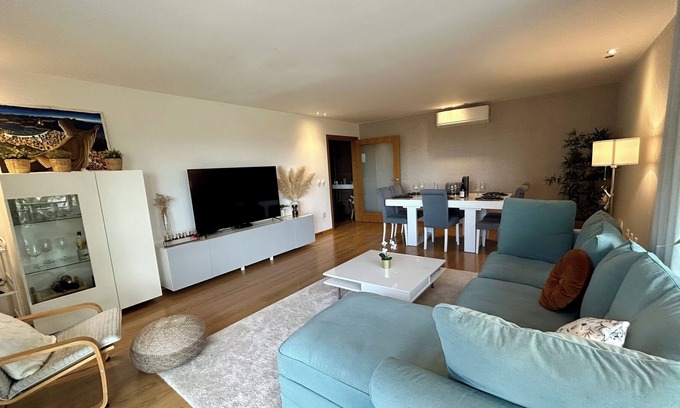 Palhais Appartement | Apartamento Confortável e Espaçoso, 20 min Lisboa!