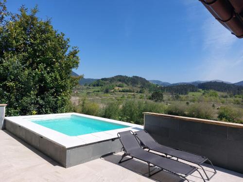Nabarniz Appartement | Apartamento en pleno corazón de Urdaibai con piscina y muy cerca de las playas