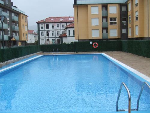 Val De San Vicente Appartement | APARTAMENTO EN URBANIZACION con PISCINA CENTRO DE UNQUERA-VAL DE SAN VICENTE IDEAL PAREJAS
