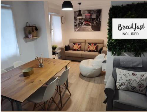 San Julian de Musques Appartement | Apartamento entero con desayuno incluido y parking gratuito, a 3 km de playa con aire acondicionado