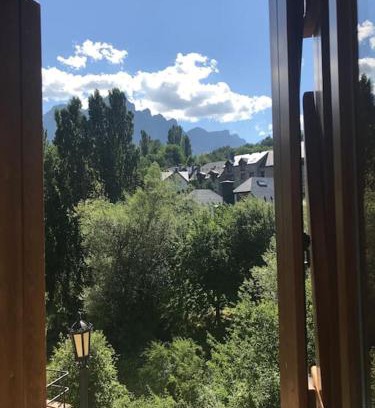 Tramacastilla de Tena Appartement | Apartamento la Abadía en Tramacastilla
