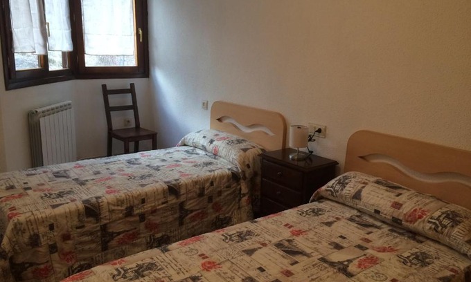 Tramacastilla de Tena Appartement | Apartamento Santa Marina