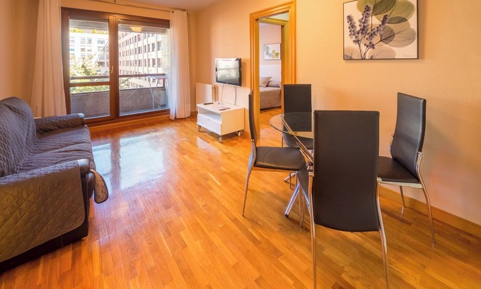 Ermitagana Appartement | Apartamento Ideal Para dos en Pamplona