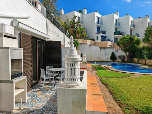 Patio Appartement | Apartamento Páteo - piscina, churrasqueira e vista jardim