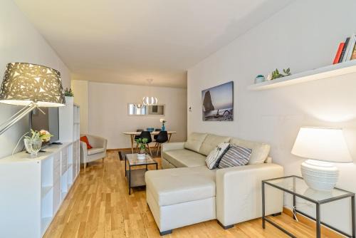Ripollet Appartement | Apartamento&piscina cerca de Barcelona