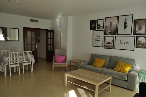 San Juan del Puerto Appartement | APARTAMENTO TURISTICO 'RIOS' by NAMESTIA