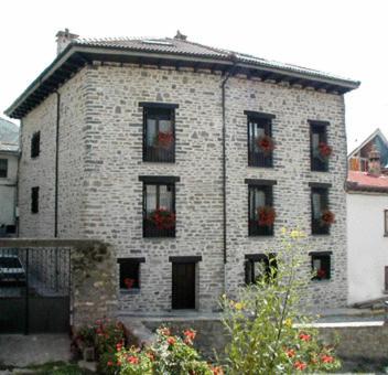 Biescas Appartement | Apartamentos Casa Isabale