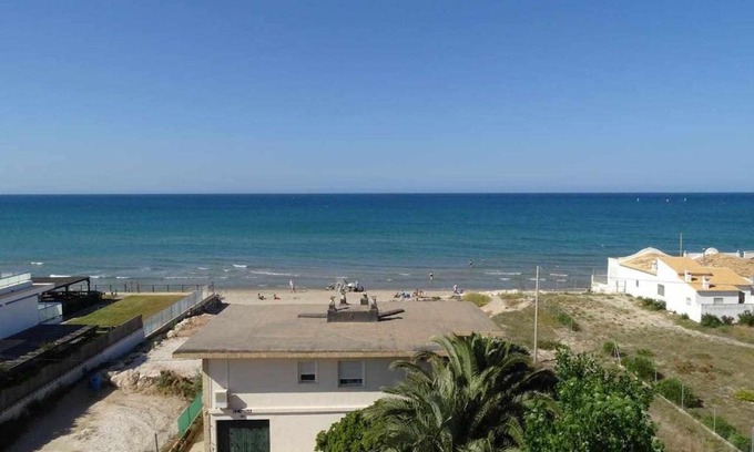 Les Deveses Appartement | APARTAMENTOS EL SOL a 20 metros del mar