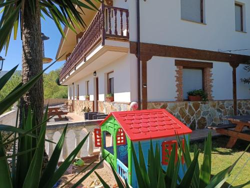 Corvera de Toranzo Appartement | Apartamentos la Escuela en Cantabria
