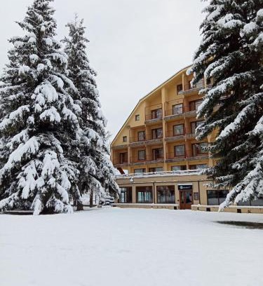Cerler Appartement | Apartamentos SNÖ Edelweiss