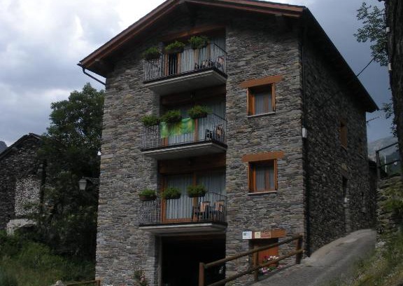 Alins Appartement | Apartaments La Canal