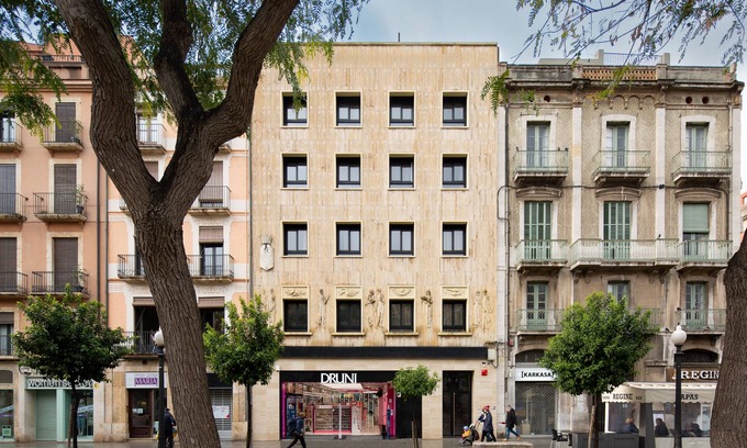 Tarragona Appartement | Apartaments Rambla 68