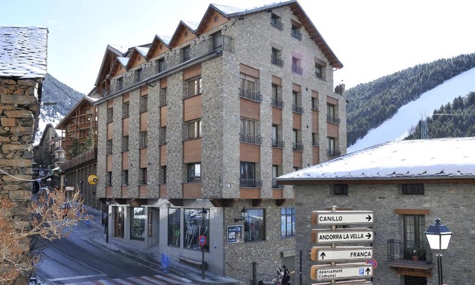 Soldeu Appartement | Apartaments Turistics Pirineu