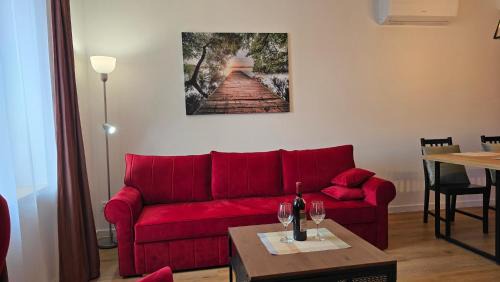Osie Appartement | Apartamenty Rynek 3 Czerwony