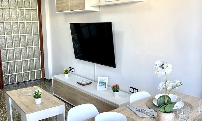 Reus Appartement | APARTBEACH LA VOIE CENTRALE ET LUMINEUSE