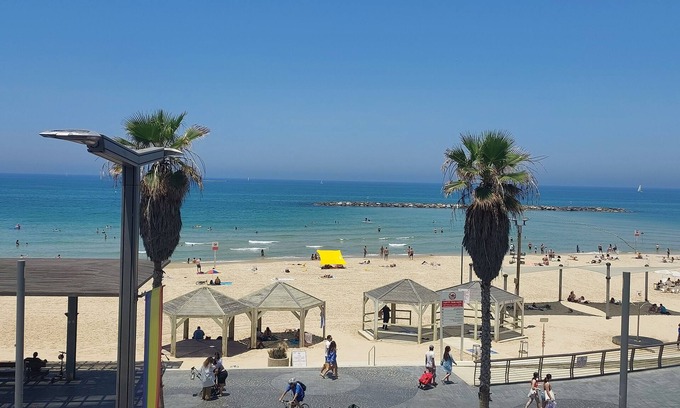 Tel Aviv Promenade Appartement | Aparthotel banana beach TLV promenade: surf, music, bars. Near Royal Beach hotel